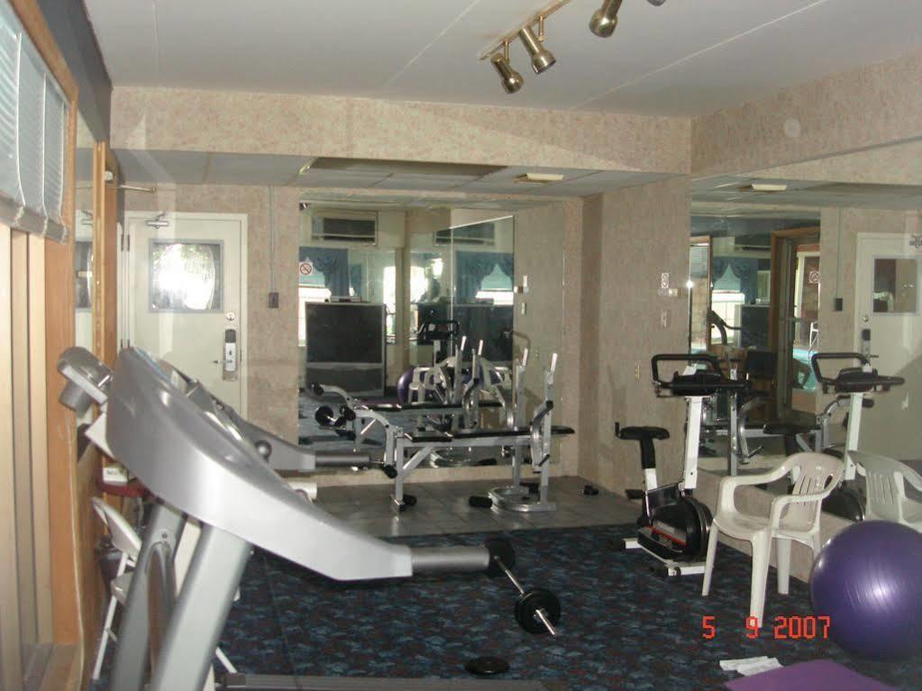 Days Inn By Wyndham Saint John Bagian luar foto