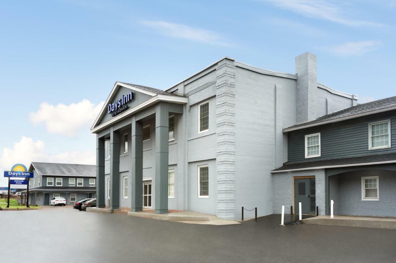 Days Inn By Wyndham Saint John Bagian luar foto